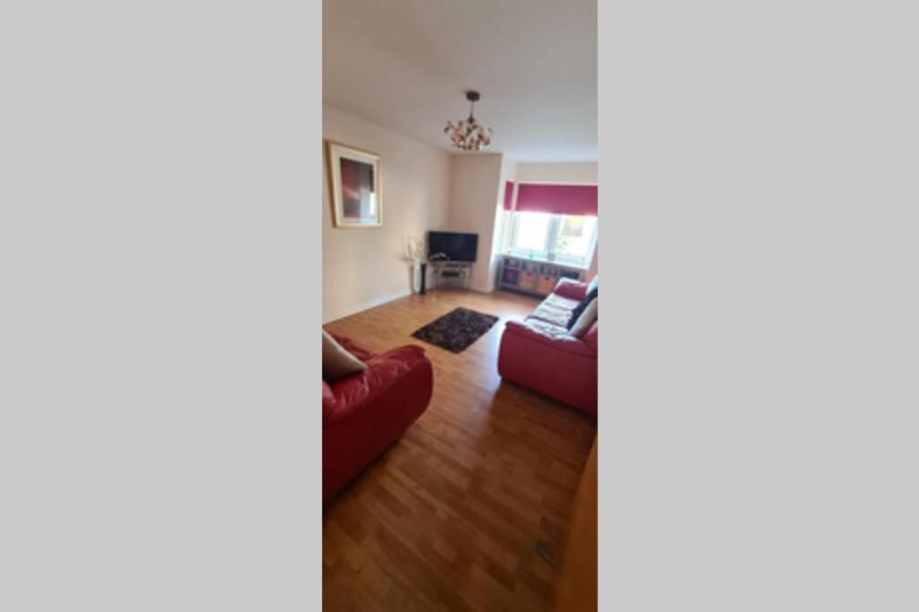 Lovely 2 Bed Apartment Close To Aberdeen Beach! Zewnętrze zdjęcie