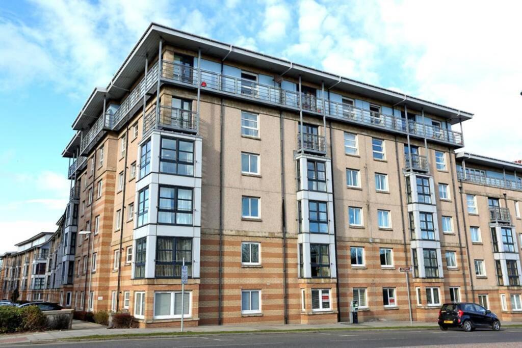 Lovely 2 Bed Apartment Close To Aberdeen Beach! Zewnętrze zdjęcie